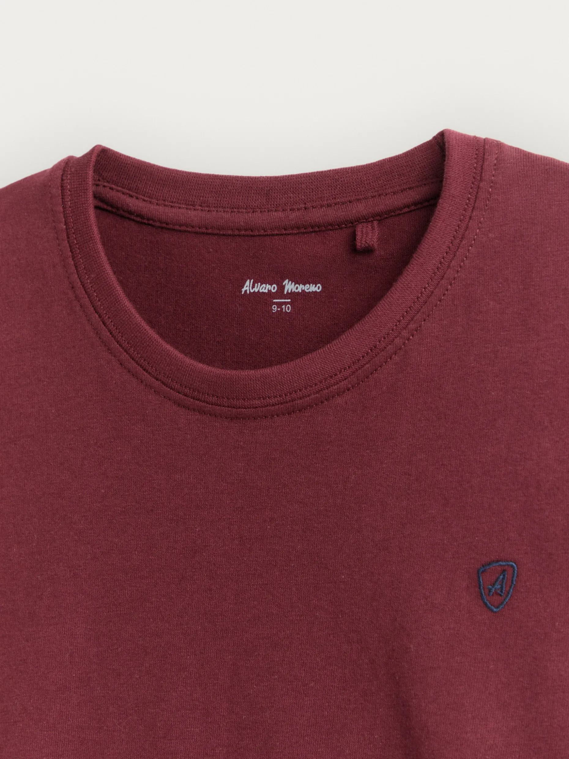 CAMISETA BASICA KIDS BURDEOS