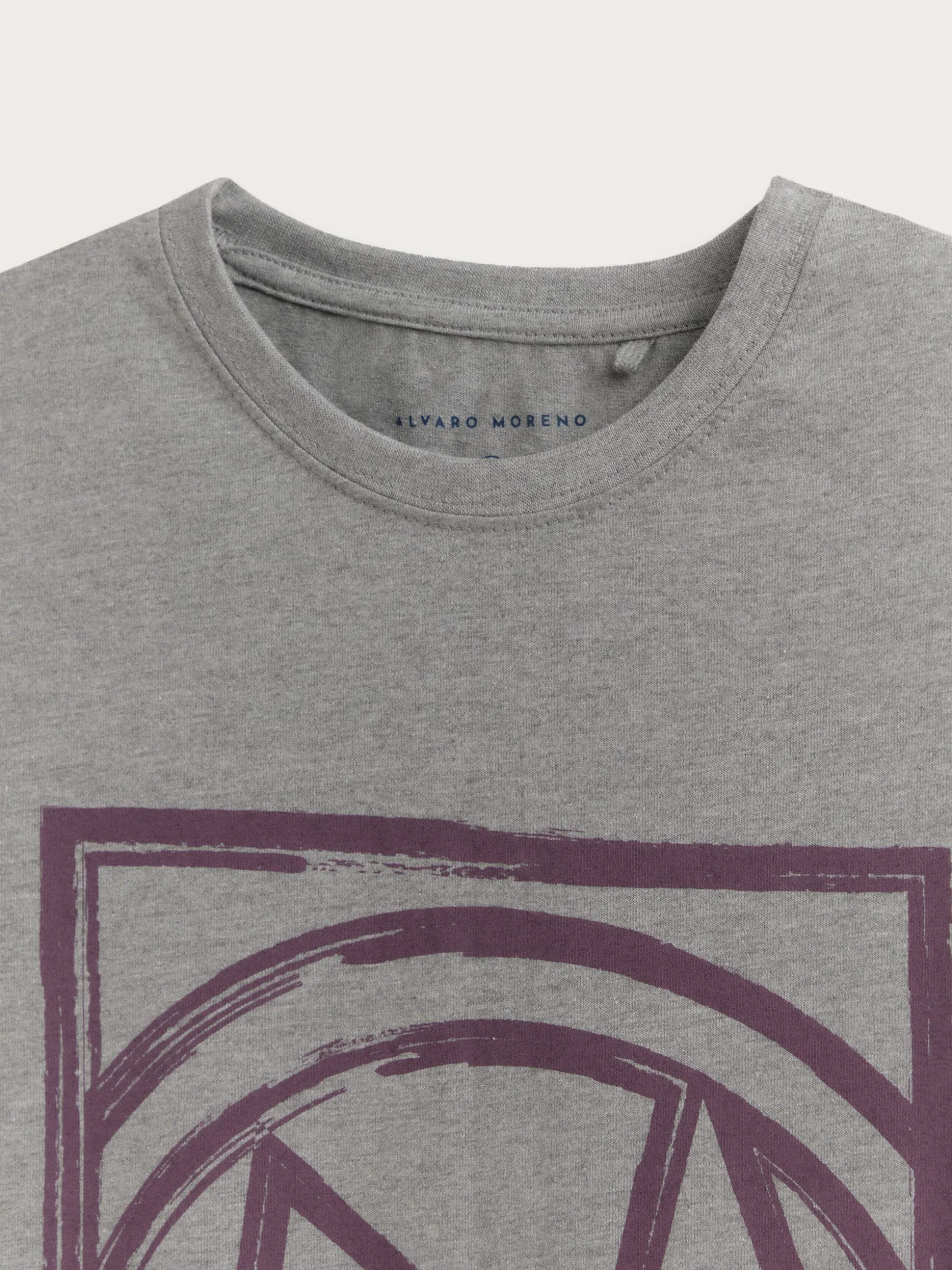 CAMISETA LOGO GRIS