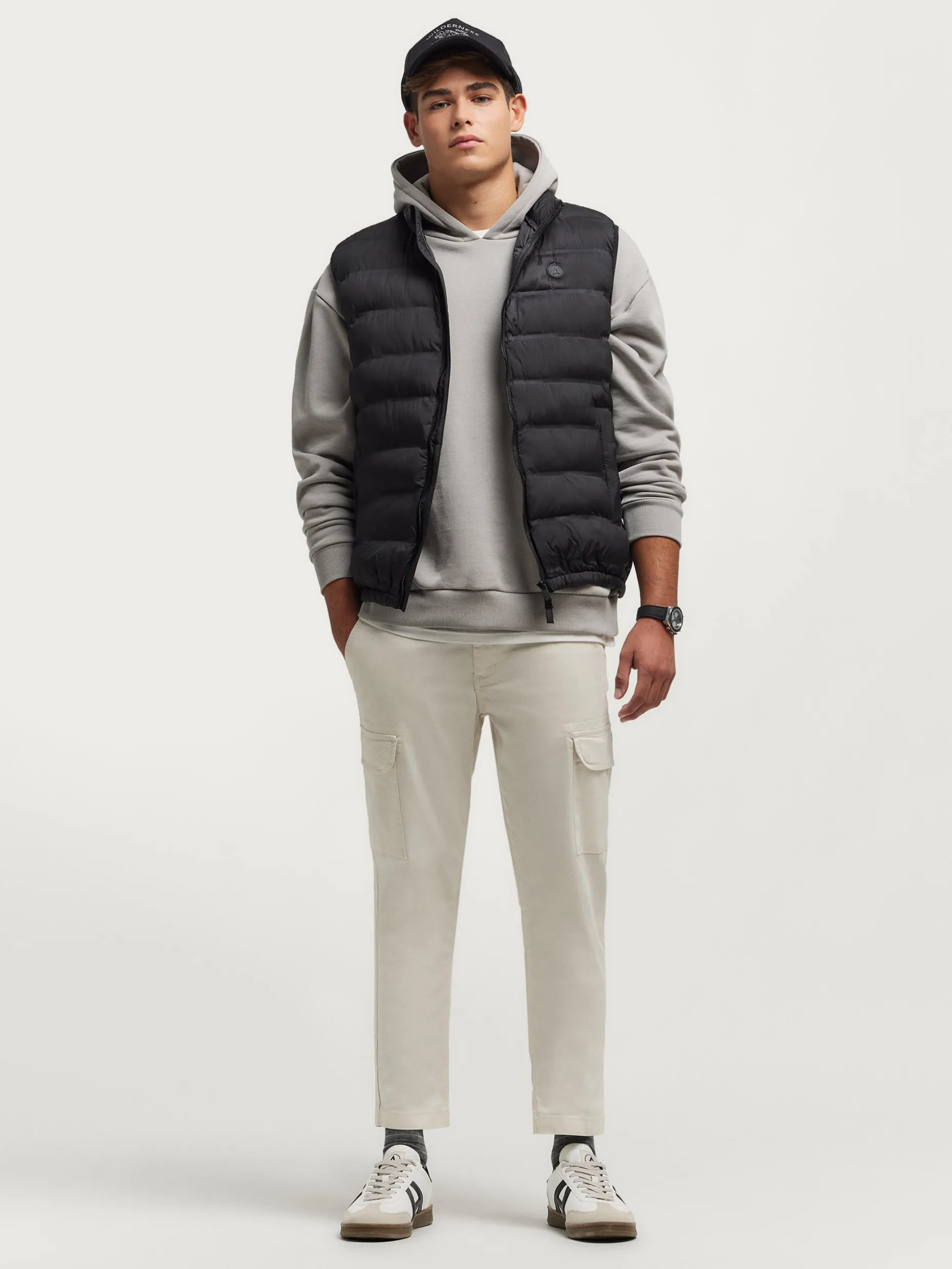 CHALECO DENNIS NEGRO