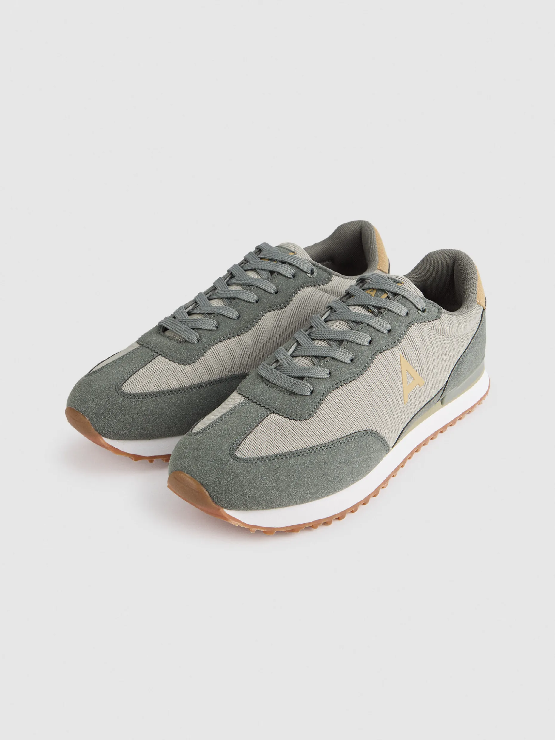 SNEAKERS CROSS VERDE