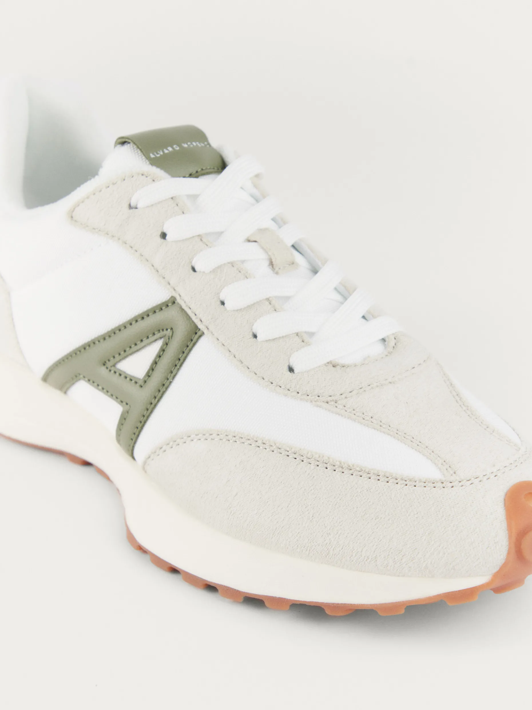 SNEAKERS GELMAN CRUDO